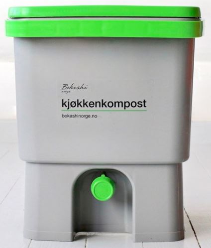 Leafshop.no Kompost juli 29, 2022 Få næringsrik jord fra matavfall med bokashi kompost Kompost 2